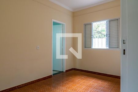 Casa para alugar com 130m², 3 quartos e 6 vagas Casa para alugar com 130m², 3 quartos e 6 vagasSuíte