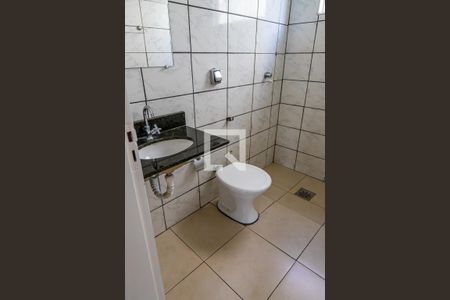 Casa para alugar com 130m², 3 quartos e 6 vagas Casa para alugar com 130m², 3 quartos e 6 vagasBanheiro
