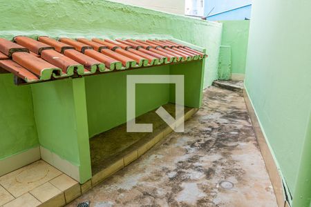 Casa para alugar com 130m², 3 quartos e 6 vagas Casa para alugar com 130m², 3 quartos e 6 vagasGaragem