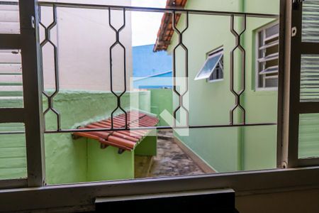 Casa para alugar com 130m², 3 quartos e 6 vagas Casa para alugar com 130m², 3 quartos e 6 vagasCozinha