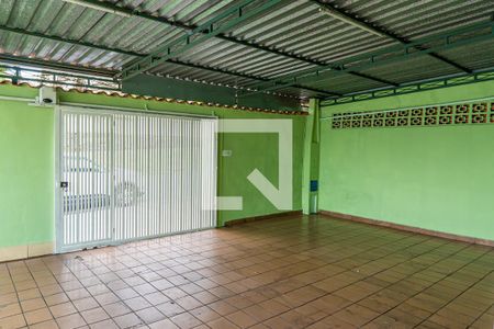 Casa para alugar com 130m², 3 quartos e 6 vagas Casa para alugar com 130m², 3 quartos e 6 vagasQuarto 1