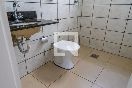 Casa para alugar com 130m², 3 quartos e 6 vagas Casa para alugar com 130m², 3 quartos e 6 vagasBanheiro