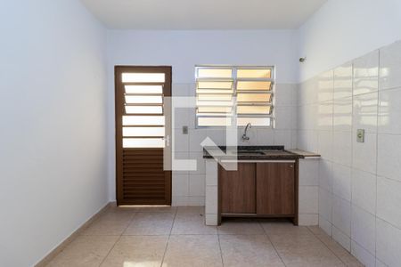 Casa para alugar com 70m², 2 quartos e 1 vagaCozinha