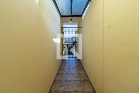 Casa para alugar com 70m², 2 quartos e 1 vagaCorredor Lateral