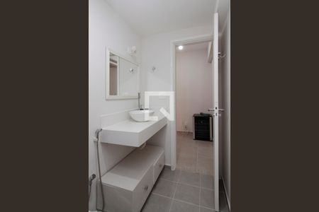 Apartamento à venda com 70m², 1 quarto e 1 vagaBanheiro