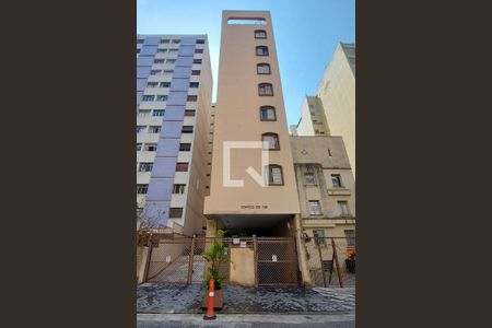 Apartamento à venda com 70m², 1 quarto e 1 vaga Apartamento à venda com 70m², 1 quarto e 1 vagaFachada