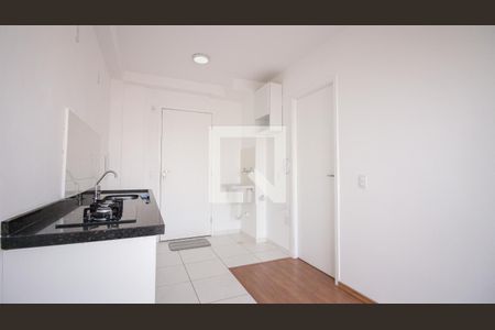 Sala e Cozinha de apartamento à venda com 1 quarto, 31m² em Vila Tolstoi, São Paulo