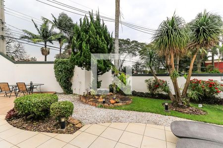 Casa à venda com 320m², 3 quartos e 5 vagas Casa à venda com 320m², 3 quartos e 5 vagasJardim