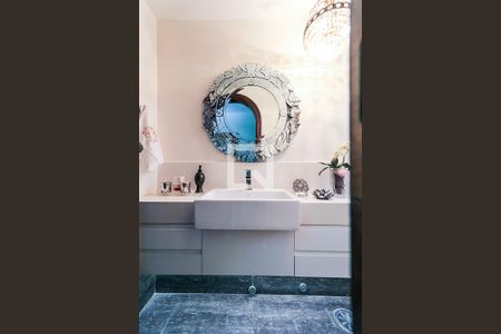 Casa à venda com 320m², 3 quartos e 5 vagas Casa à venda com 320m², 3 quartos e 5 vagasLavabo