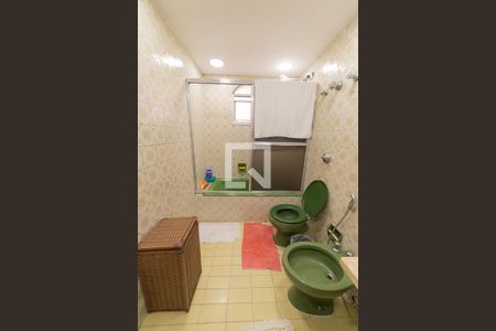 Apartamento à venda com 164m², 3 quartos e 1 vagaBanheiro