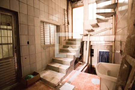 Área de Serviço de casa para alugar com 2 quartos, 52m² em Vila Carmosina, São Paulo