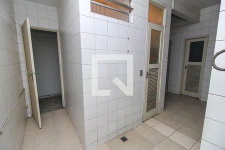 Apartamento à venda com 360m², 4 quartos e 1 vagaÁrea de Serviço