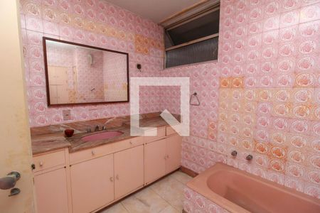 Apartamento à venda com 360m², 4 quartos e 1 vagaBanheiro Social 1