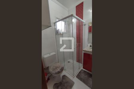 Casa de condomínio à venda com 100m², 2 quartos e 2 vagasDetalhe do banheiro