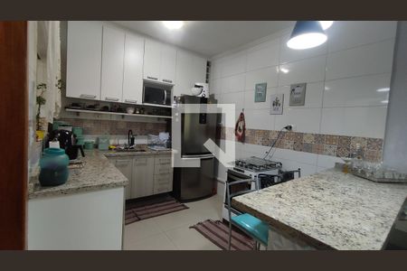 Casa de condomínio à venda com 100m², 2 quartos e 2 vagasCozinha