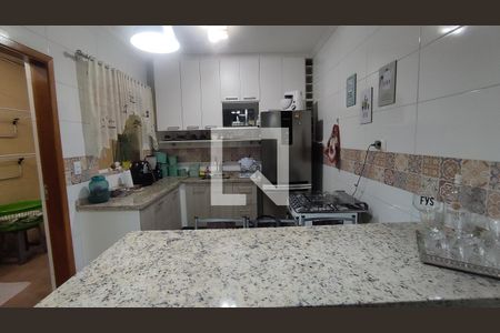 Casa de condomínio à venda com 100m², 2 quartos e 2 vagasCozinha