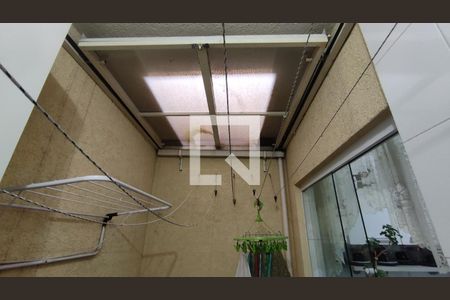 Casa de condomínio à venda com 100m², 2 quartos e 2 vagasDetalhe da area de serviço