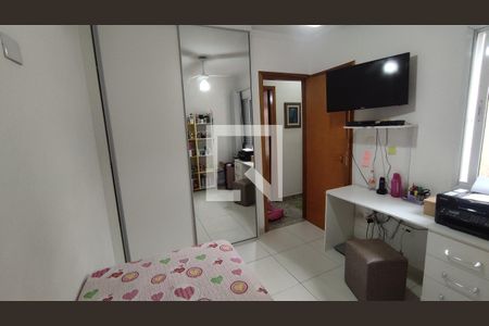 Casa de condomínio à venda com 100m², 2 quartos e 2 vagasQuarto 2
