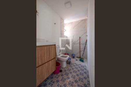 Banheiro de apartamento à venda com 1 quarto, 44m² em Cerqueira César, São Paulo