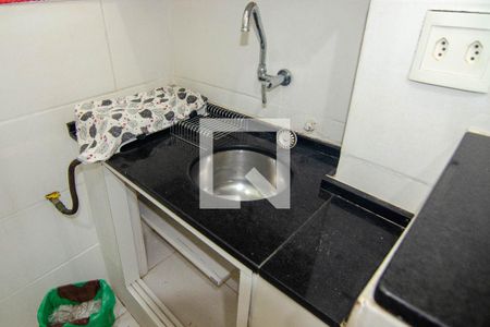 Cozinha de apartamento para alugar com 1 quarto, 38m² em Copacabana, Rio de Janeiro