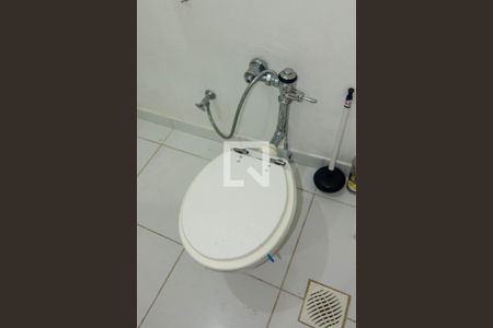 Apartamento para alugar com 38m², 1 quarto e sem vaga Apartamento para alugar com 38m², 1 quarto e sem vagaBanheiro