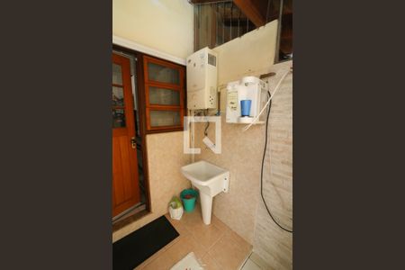 Casa de condomínio à venda com 187m², 3 quartos e 2 vagasÁrea de Serviço