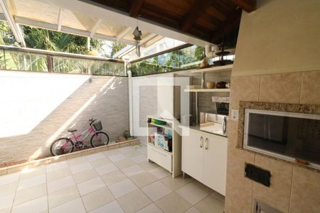 Casa de condomínio à venda com 187m², 3 quartos e 2 vagasvaranda