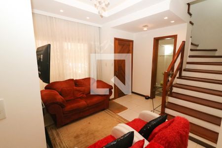 Sala de Estar de casa de condomínio à venda com 3 quartos, 187m² em Cavalhada, Porto Alegre