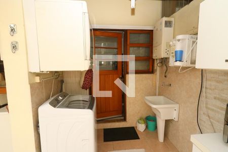 Casa de condomínio à venda com 187m², 3 quartos e 2 vagasÁrea de Serviço