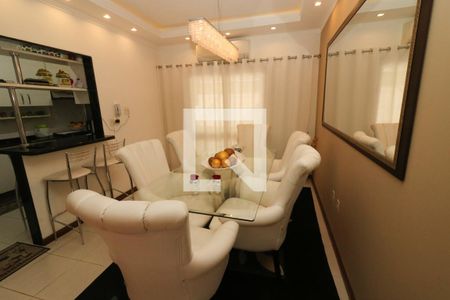 Casa de condomínio à venda com 187m², 3 quartos e 2 vagasSala de Jantar