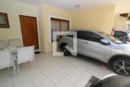 Casa de condomínio à venda com 187m², 3 quartos e 2 vagasGaragem