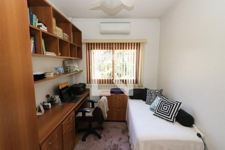 Casa de condomínio à venda com 187m², 3 quartos e 2 vagasQuarto 2