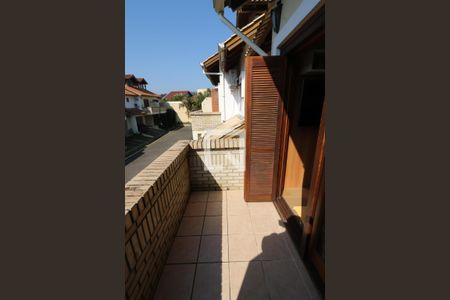 Casa de condomínio à venda com 187m², 3 quartos e 2 vagasSacada do Quarto Suíte