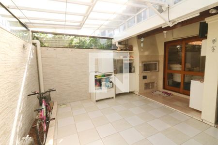 Casa de condomínio à venda com 187m², 3 quartos e 2 vagasvaranda