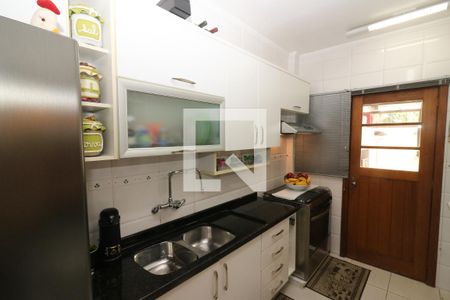 Casa de condomínio à venda com 187m², 3 quartos e 2 vagasCozinha