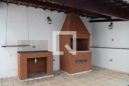 Casa de condomínio à venda com 263m², 4 quartos e 3 vagas Casa de condomínio à venda com 263m², 4 quartos e 3 vagasQuintal