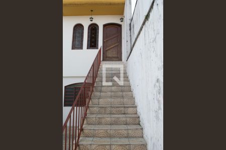 Casa de condomínio à venda com 263m², 4 quartos e 3 vagas Casa de condomínio à venda com 263m², 4 quartos e 3 vagasQuintal