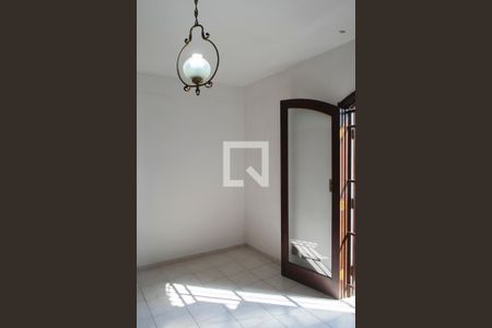 Casa de condomínio à venda com 263m², 4 quartos e 3 vagas Casa de condomínio à venda com 263m², 4 quartos e 3 vagasQuarto 1