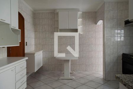 Casa de condomínio à venda com 263m², 4 quartos e 3 vagas Casa de condomínio à venda com 263m², 4 quartos e 3 vagasCozinha