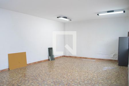 Casa de condomínio à venda com 263m², 4 quartos e 3 vagas Casa de condomínio à venda com 263m², 4 quartos e 3 vagasSalão