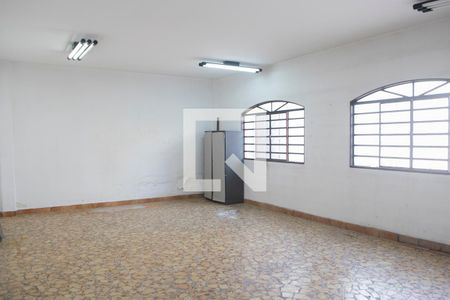 Casa de condomínio à venda com 263m², 4 quartos e 3 vagas Casa de condomínio à venda com 263m², 4 quartos e 3 vagasSalão