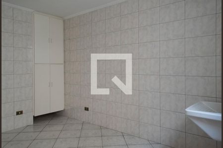 Casa de condomínio à venda com 263m², 4 quartos e 3 vagas Casa de condomínio à venda com 263m², 4 quartos e 3 vagasÁrea de Serviço