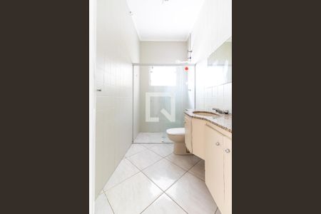 Casa para alugar com 125m², 2 quartos e 2 vagasBanheiro