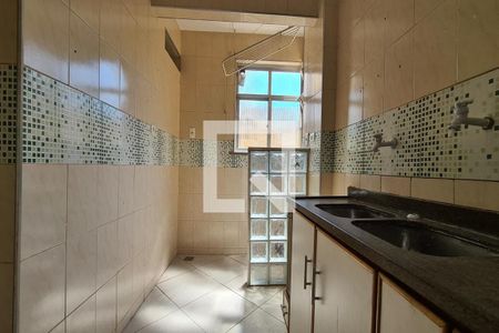 Apartamento para alugar com 50m², 2 quartos e 1 vaga Apartamento para alugar com 50m², 2 quartos e 1 vagaCozinha e Área de Serviço