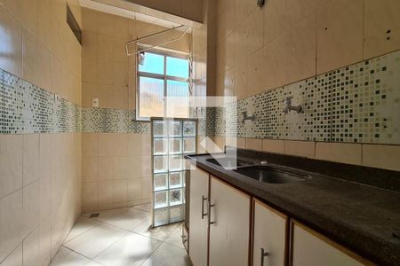 Apartamento para alugar com 50m², 2 quartos e 1 vaga Apartamento para alugar com 50m², 2 quartos e 1 vagaCozinha e Área de Serviço