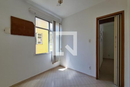 Quarto de apartamento para alugar com 2 quartos, 50m² em Lins de Vasconcelos, Rio de Janeiro