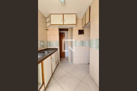 Apartamento para alugar com 50m², 2 quartos e 1 vaga Apartamento para alugar com 50m², 2 quartos e 1 vagaCozinha e Área de Serviço