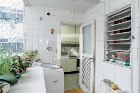 Apartamento à venda com 191m², 4 quartos e 1 vaga Apartamento à venda com 191m², 4 quartos e 1 vagaÁrea de Serviço