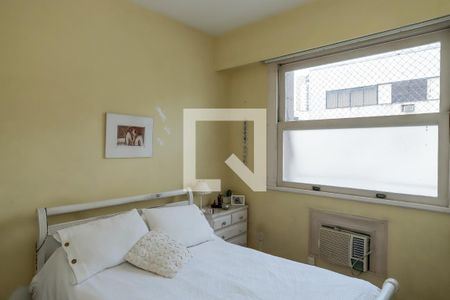 Apartamento à venda com 191m², 4 quartos e 1 vaga Apartamento à venda com 191m², 4 quartos e 1 vagaQuarto 3