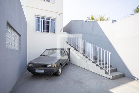 Casa à venda com 162m², 3 quartos e 2 vagas Casa à venda com 162m², 3 quartos e 2 vagasGaragem
